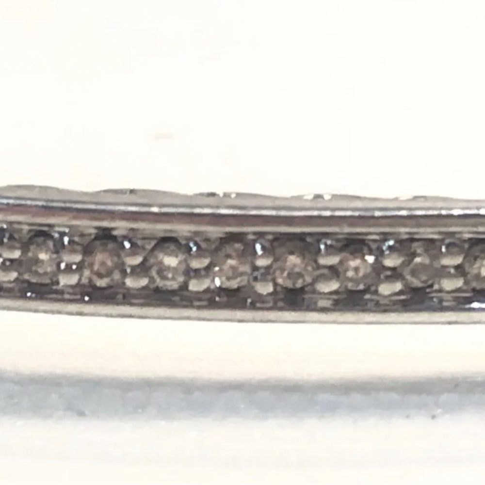 DAVID YURMAN Pave Outside Sterling Silver Bangle Bracelet. - Picture 4 of 10